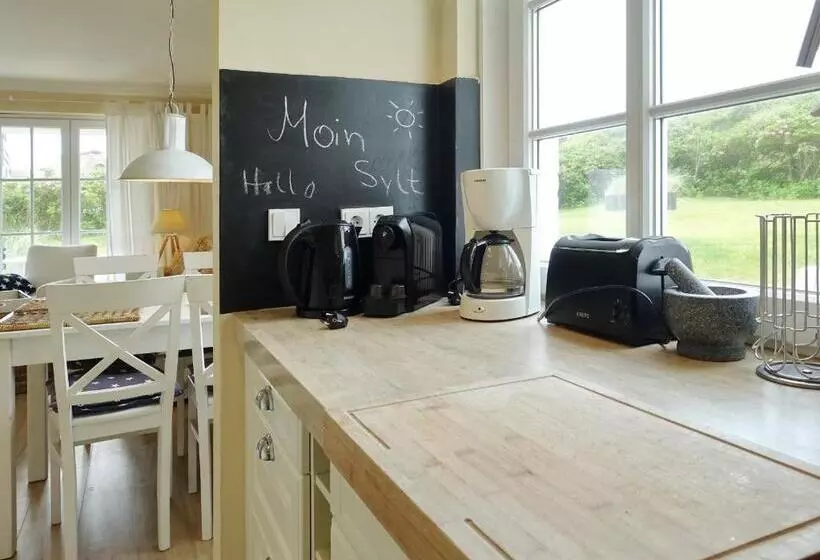 Sturmfried, Wohnung 3