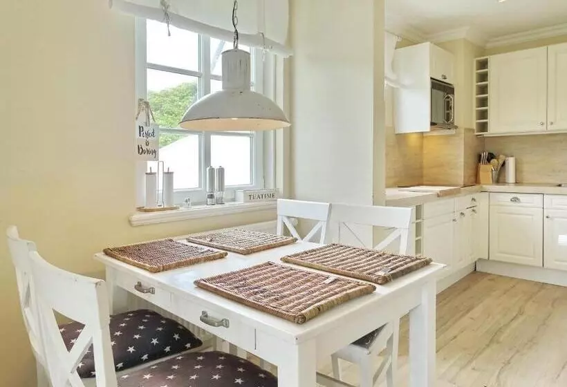 Sturmfried, Wohnung 3