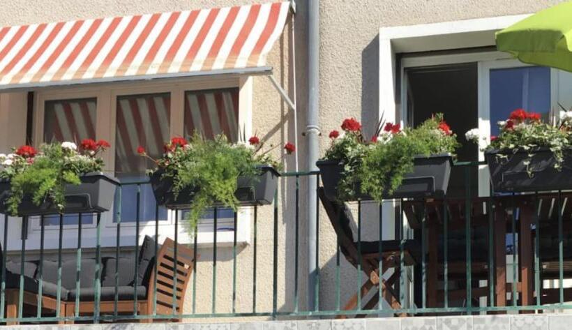 Maison Entière Au Calme à Saint Max/nancy