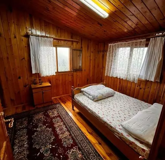 İnka Dağ Evi̇