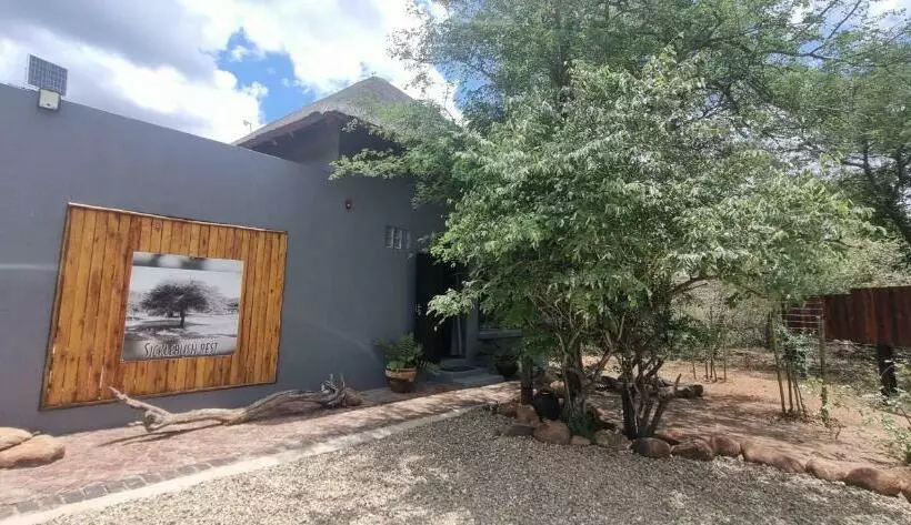 Sicklebush Rest