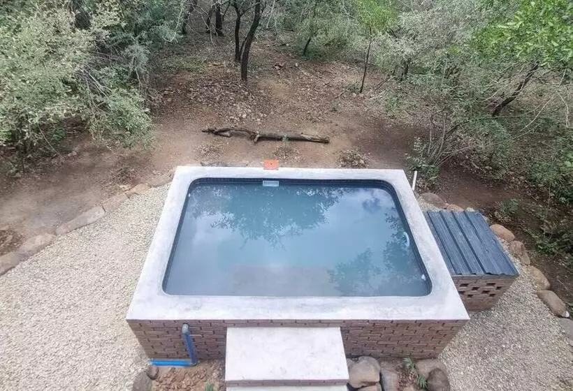 Sicklebush Rest