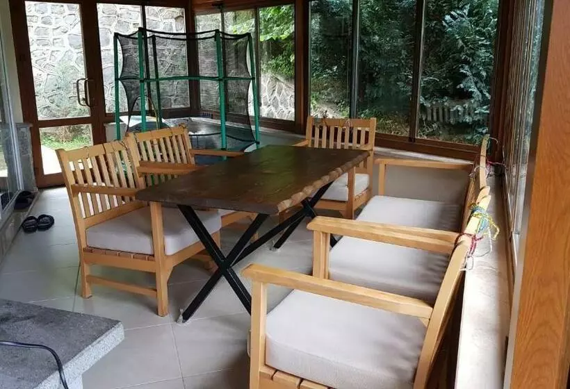 Villa Space