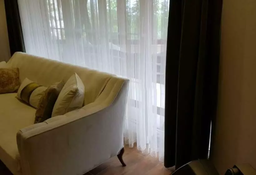 Villa Space