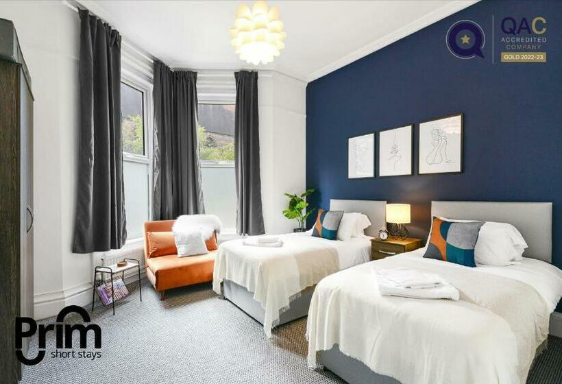 All Saints Apartment