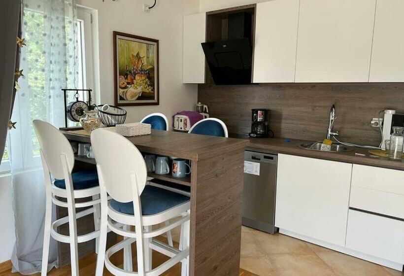 Apartment Phillipa Ii