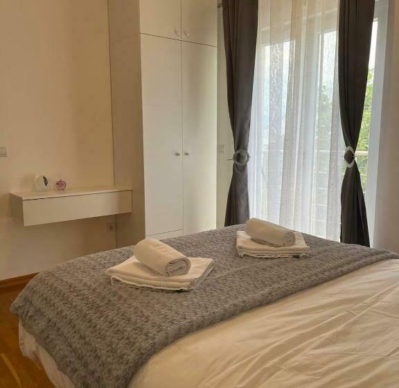 Apartment Phillipa Ii