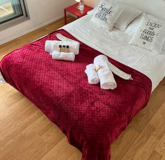 Le Leclerc Yourhosthelper