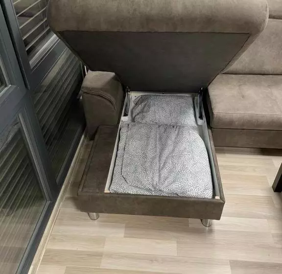 Moderný Nový Byt S Bezplatným Parkovaním V Objekte, Self Checking