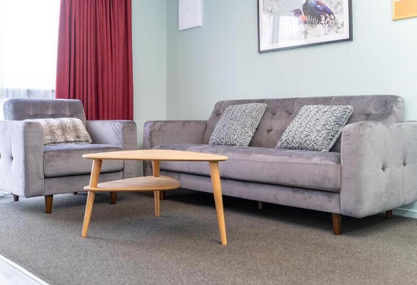 Ethel Benjamin Apartment