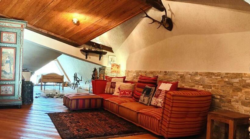 Hostdomus   Weekend Apartments