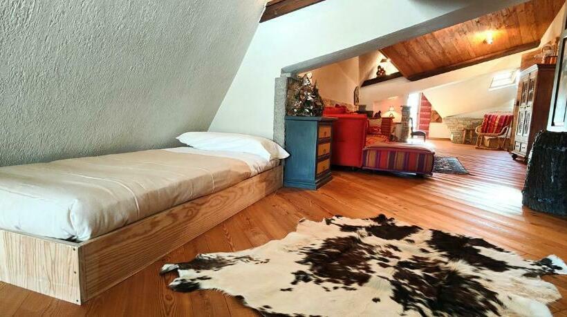 Hostdomus   Weekend Apartments