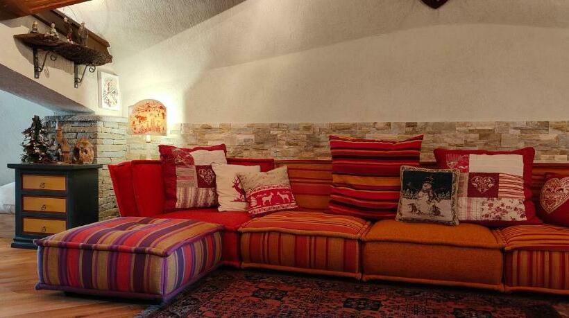 Hostdomus   Weekend Apartments