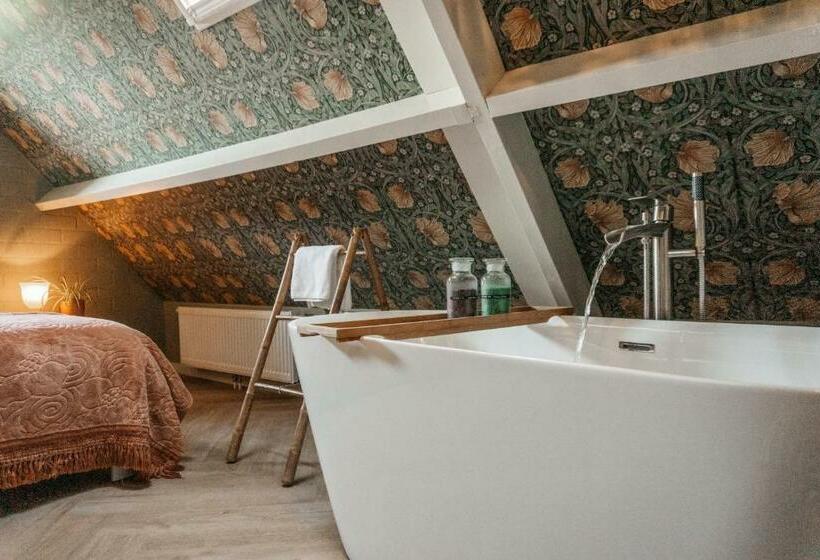 Logement Cornelia Tholen, Zeeland