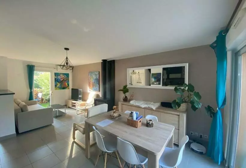 Maison Climatisée, Proche Plage Avec Jardin