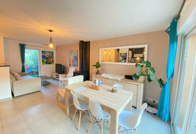 Maison Climatisée, Proche Plage Avec Jardin