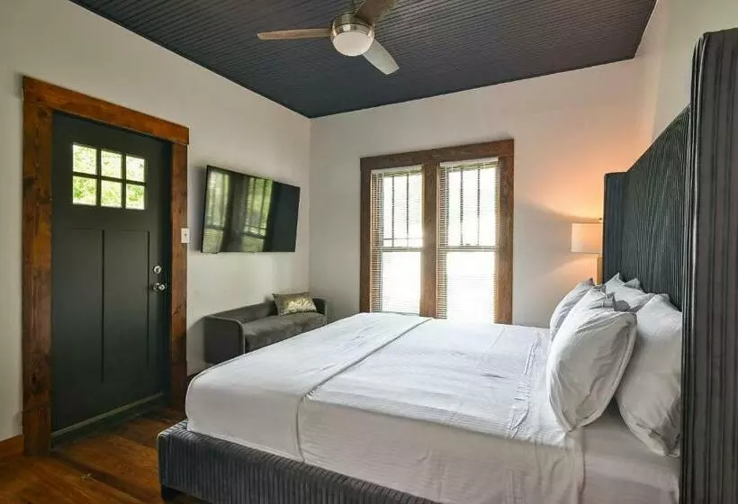 The Sunset Cottage By Ark   Lovely 3 Bedroom Home