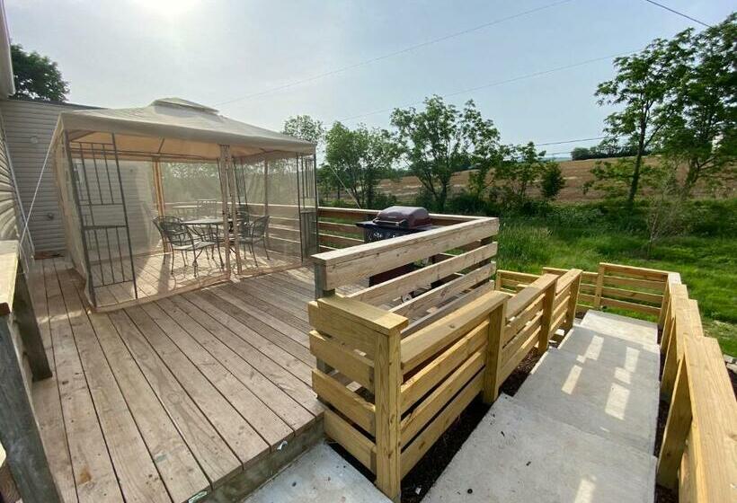 Country Setting 3 Bdrm Home W/ Outside Relaxation