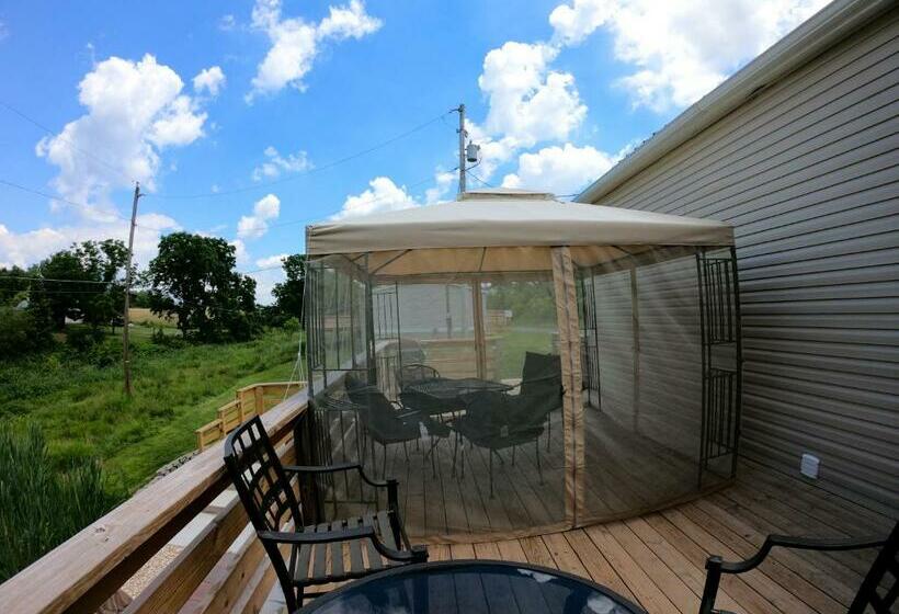 Country Setting 3 Bdrm Home W/ Outside Relaxation