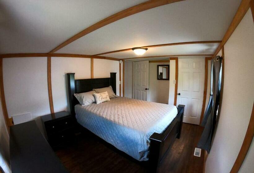 Country Setting 3 Bdrm Home W/ Outside Relaxation