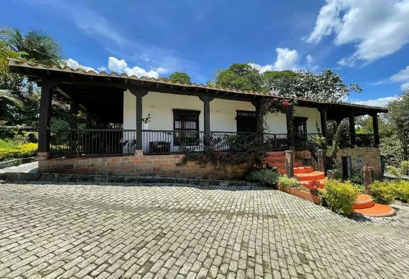 Finca Amanzi En La Vereda El Tablazo Cerca A Llanogrande