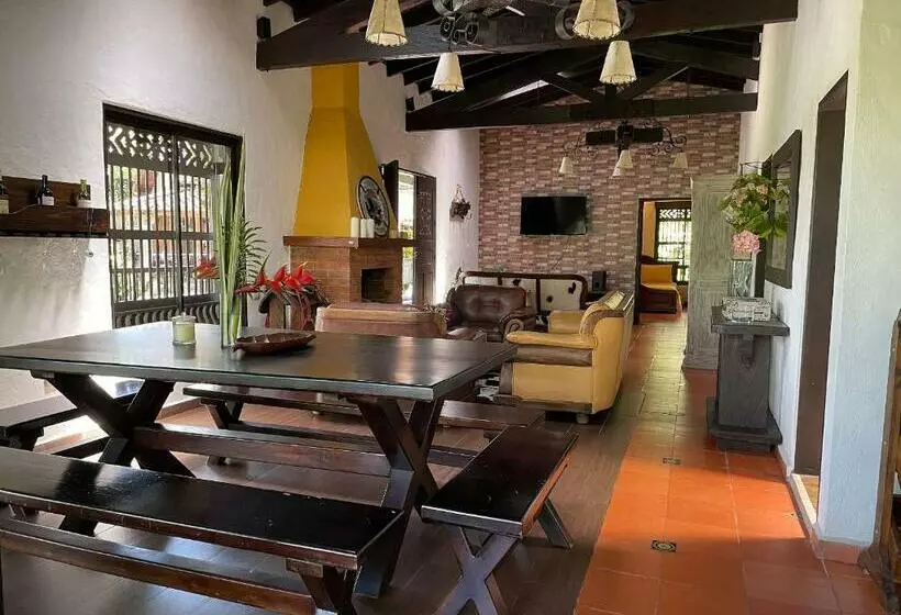 Finca Amanzi En La Vereda El Tablazo Cerca A Llanogrande
