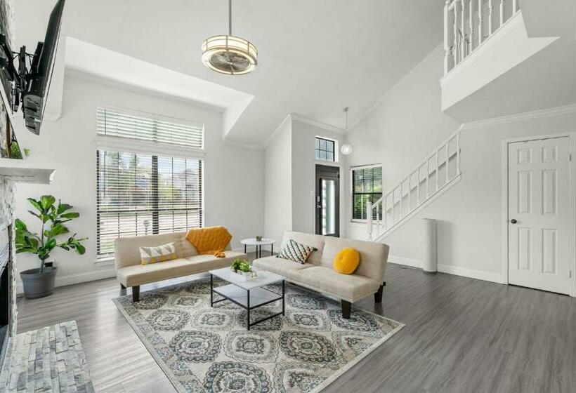 Gorgeous Furnished 3br Home Near Frisco