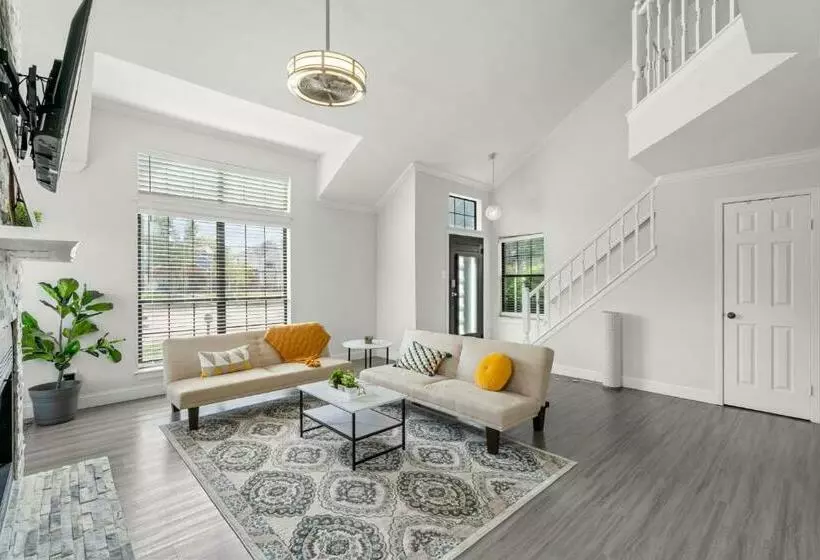 Gorgeous Furnished 3br Home Near Frisco