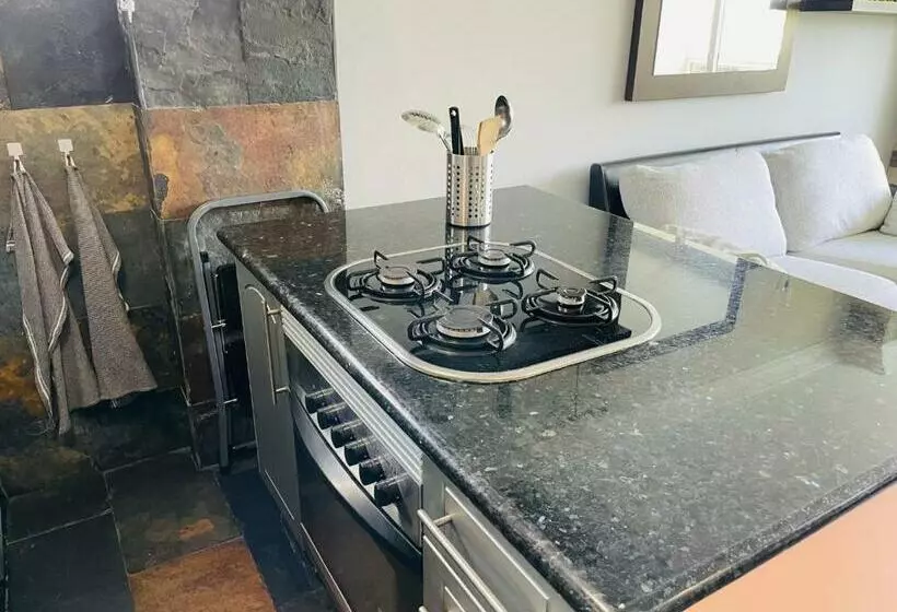 Lizards Lounge   Tanife Apartment Beim Yumbo