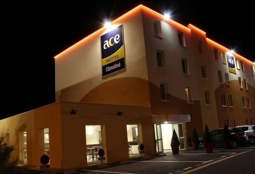 בית מלון כפרי Ace Hôtel Châteauroux Déols