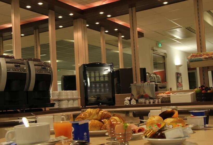 בית מלון כפרי Ace Hôtel Châteauroux Déols