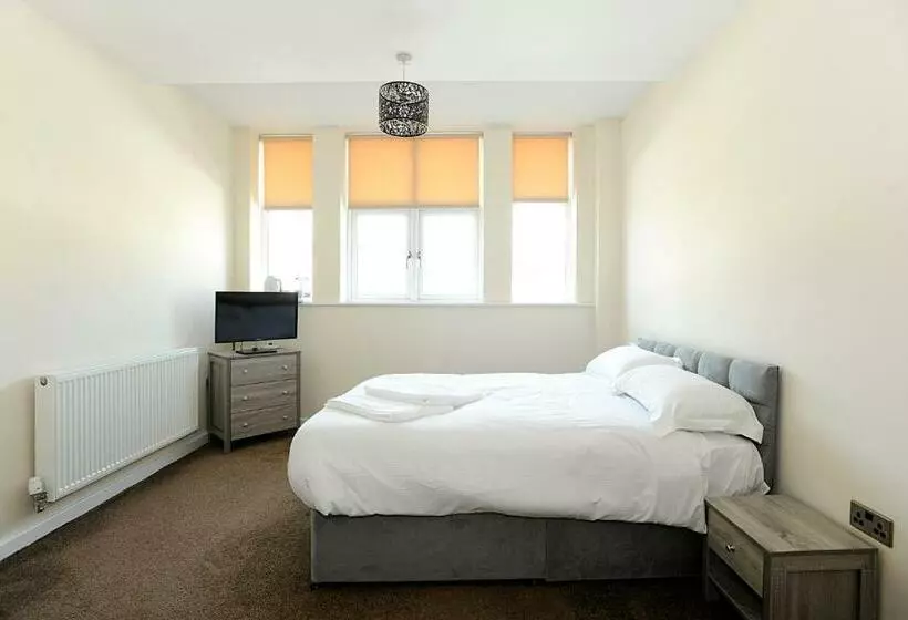 فندق Apartment In Central Halifax