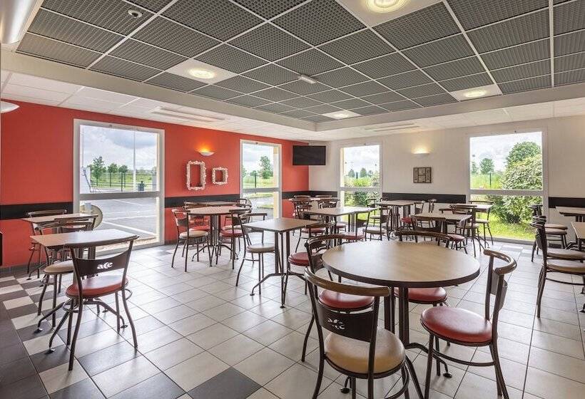 בית מלון כפרי Ace Hôtel Châteauroux Déols