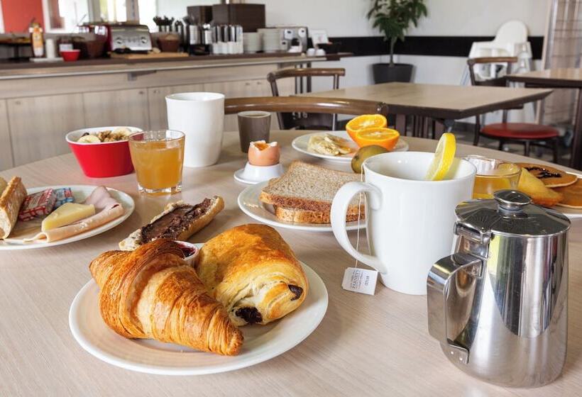 בית מלון כפרי Ace Hôtel Châteauroux Déols