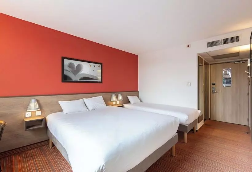 בית מלון כפרי Ace Hôtel Châteauroux Déols