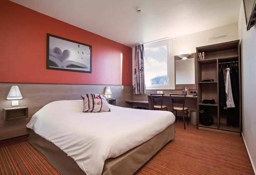 בית מלון כפרי Ace Hôtel Châteauroux Déols