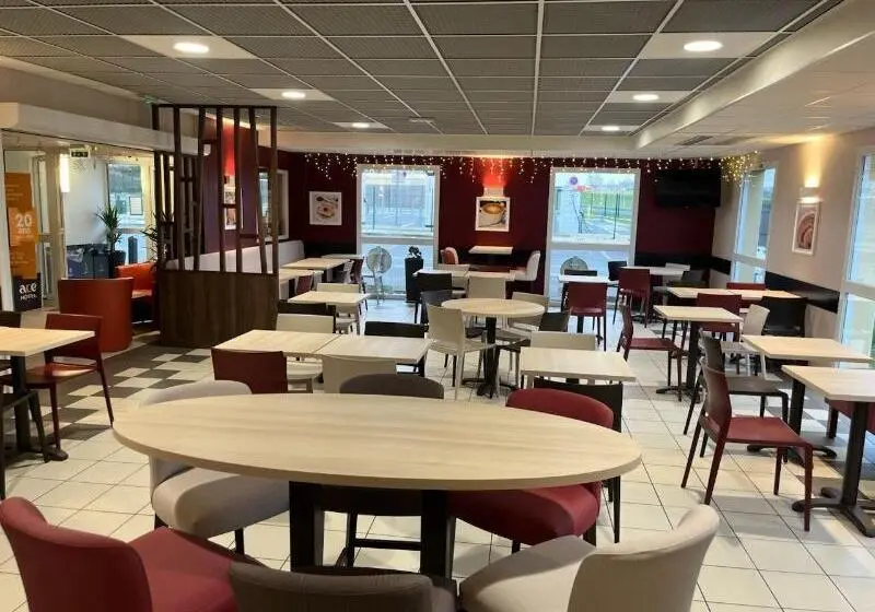 Hotelli Ace Hôtel Châteauroux Déols