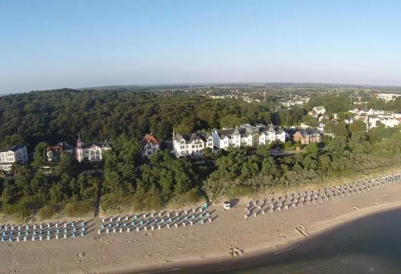 בית מלון כפרי Asgard