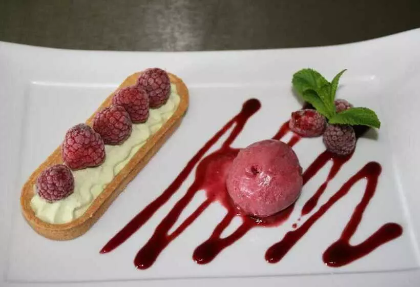 فندق Logis Hôtel Auberge De L Etang