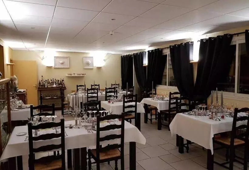 فندق Logis Hôtel Auberge De L Etang