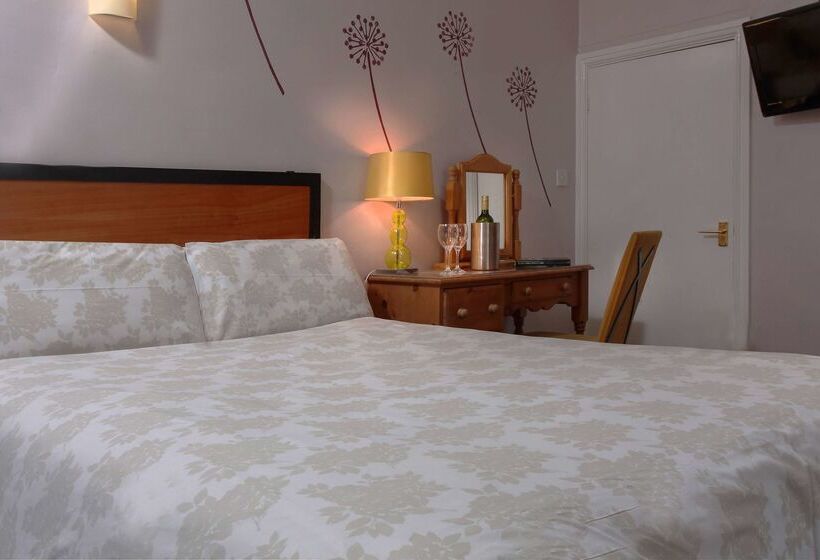 Отель Deincourt