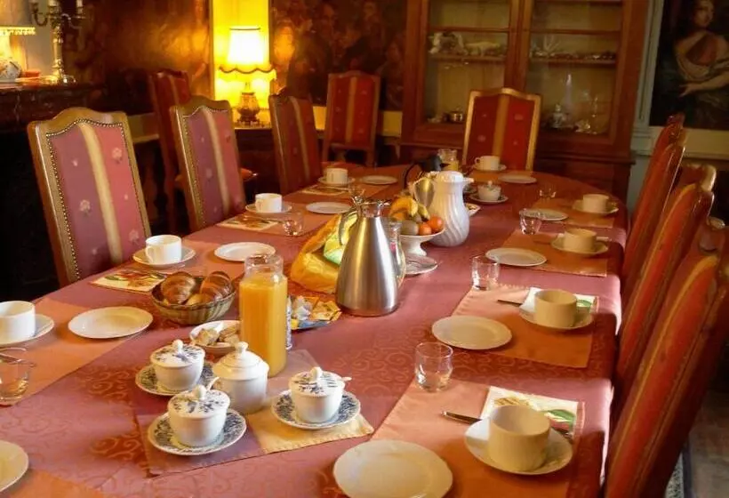 ホテル Château De Colliers