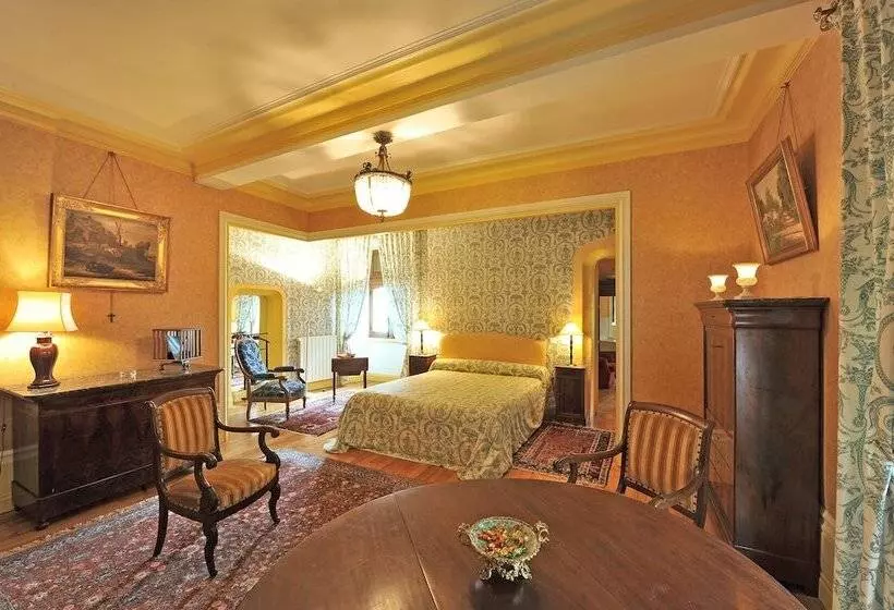 Отель Château De Vollore