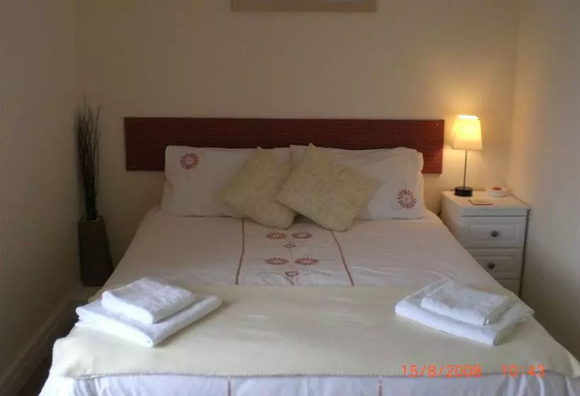 Majatalo Craig Holm Guest House