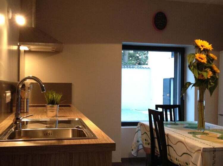 هتل Demeure & Dépendance Chambres D Hôtes Depuis 2012