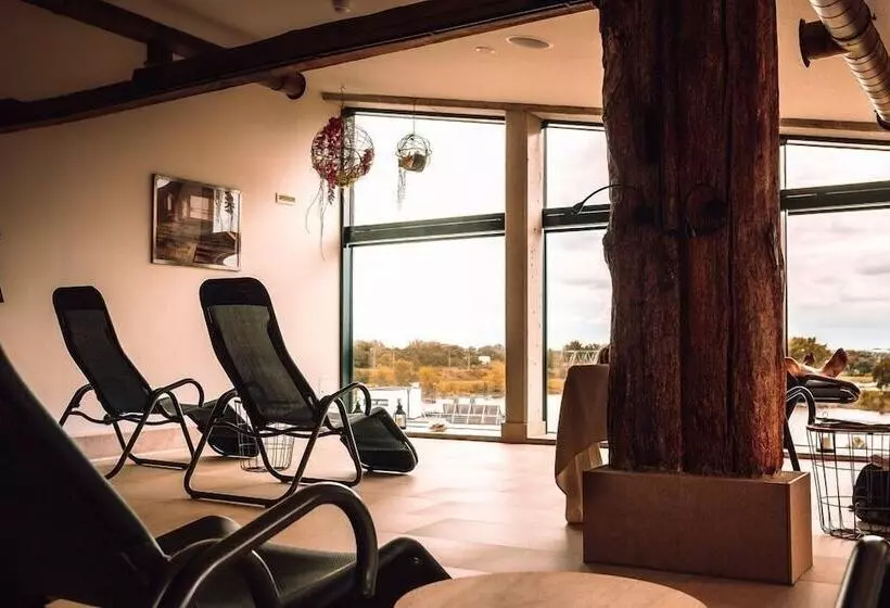 ホテル Elbe Resort Alte ölmühle