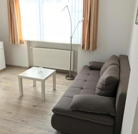 酒店 Esinger Hof Garni