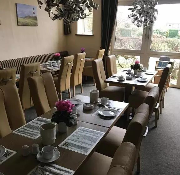 Отель Esinger Hof Garni