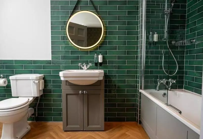 ホテル Himley House By Chef & Brewer Collection