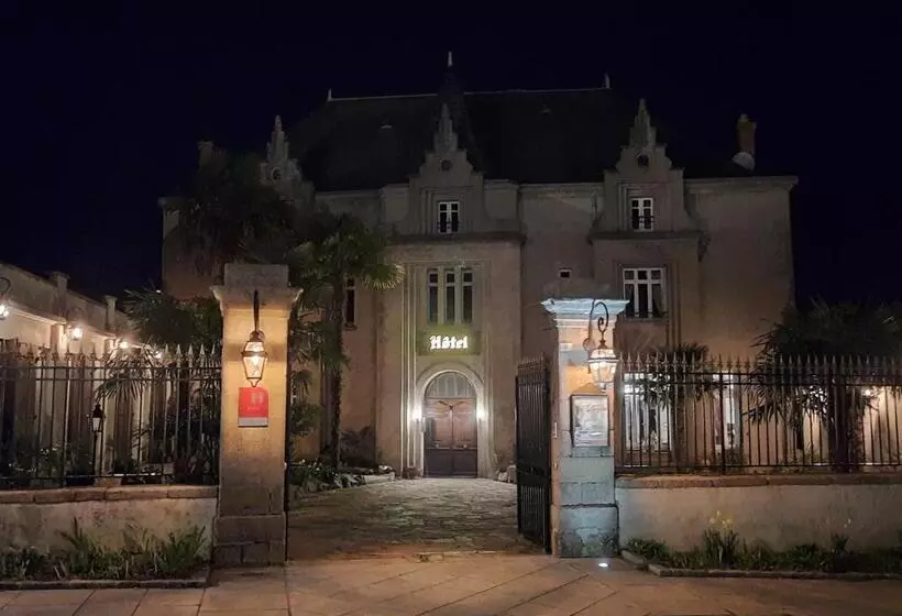 호텔 Hôtel De La Barbacane